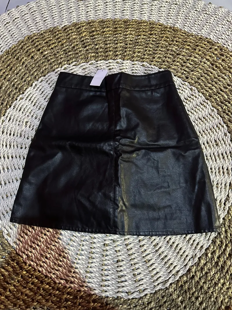 Minimalist Casual Mini skirt Wanita black photo 1