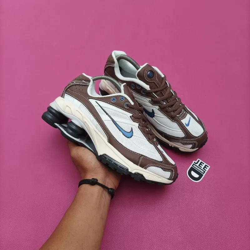 Nike Shox Ride Phantom and Baroque Brown