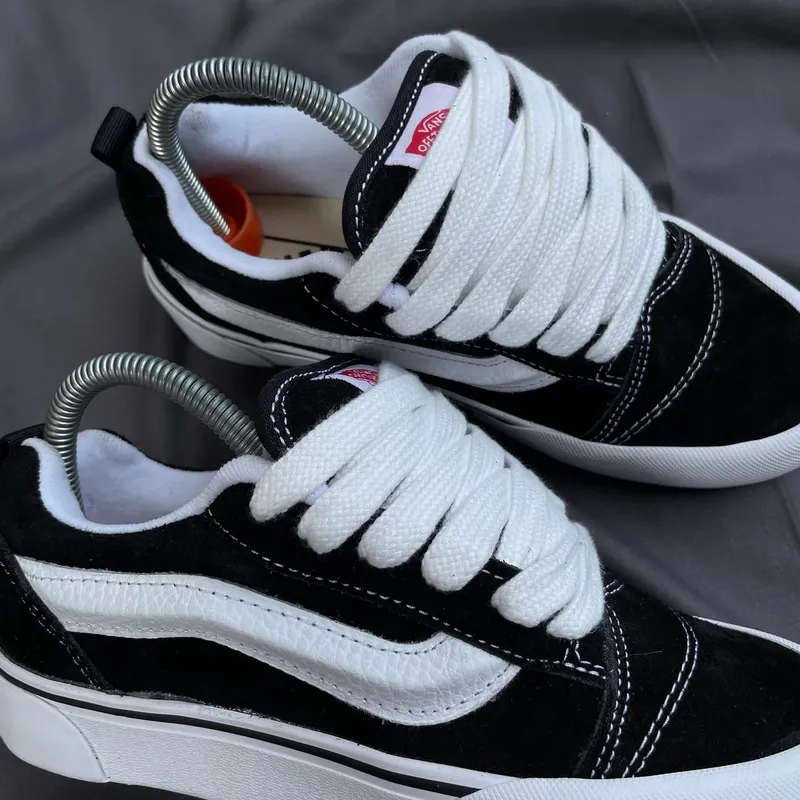 VANS Gorpcore Casual Sneakers Wanita white black