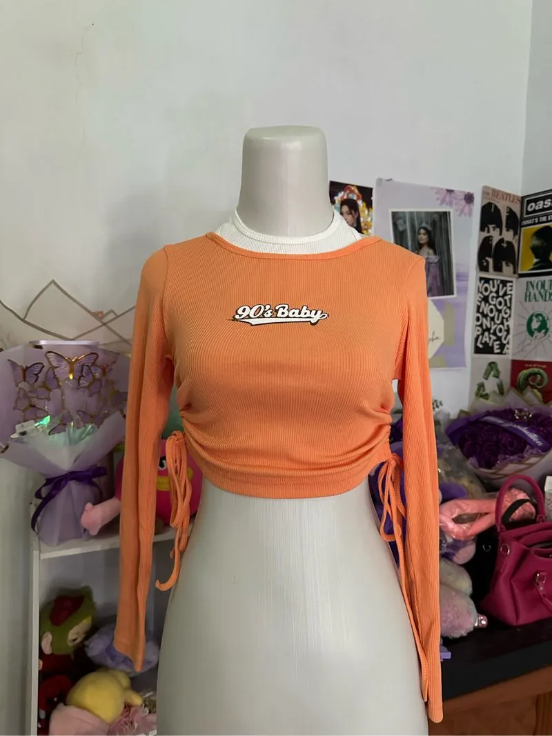 Crop top wanita photo 1