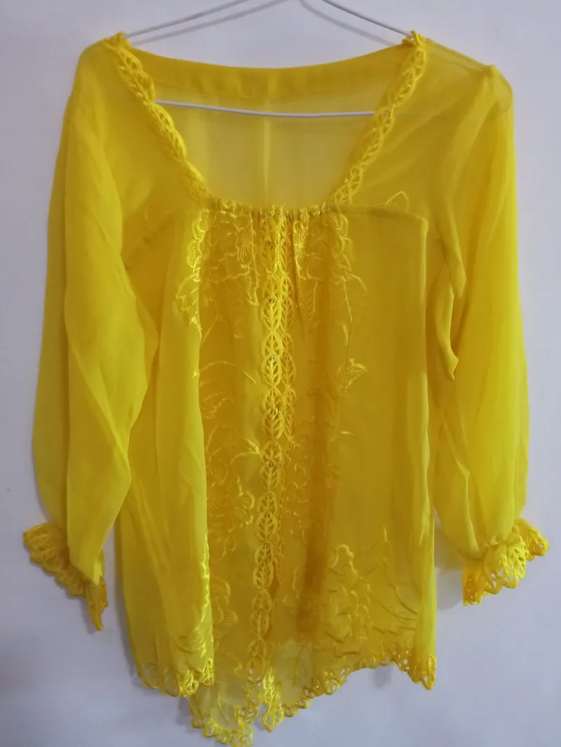 Pakaian adat Kebaya Wanita yellow photo 1