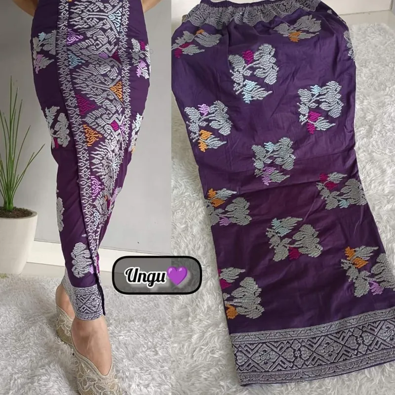 Casual Pakaian adat Skirt Wanita purple burgundy photo 1