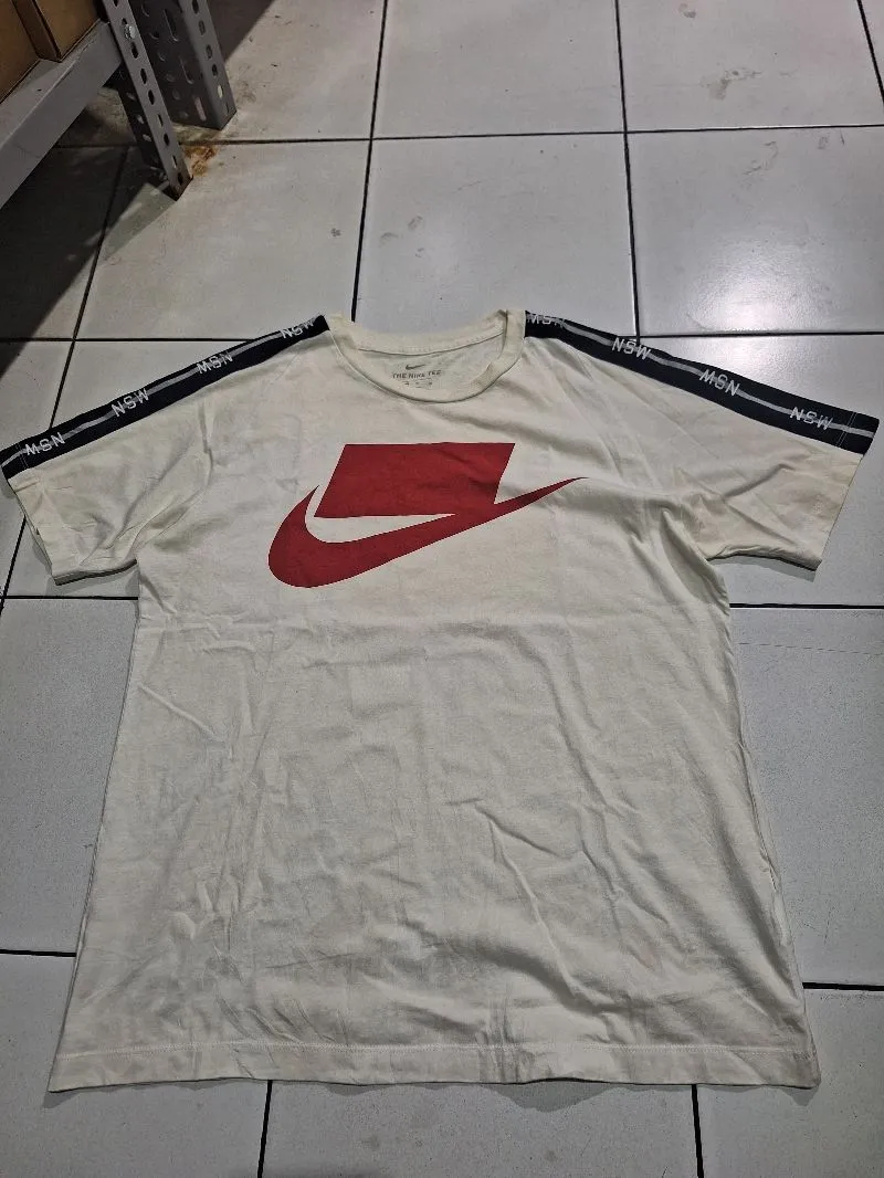 T Shirt Nike NSW Spellout photo 1