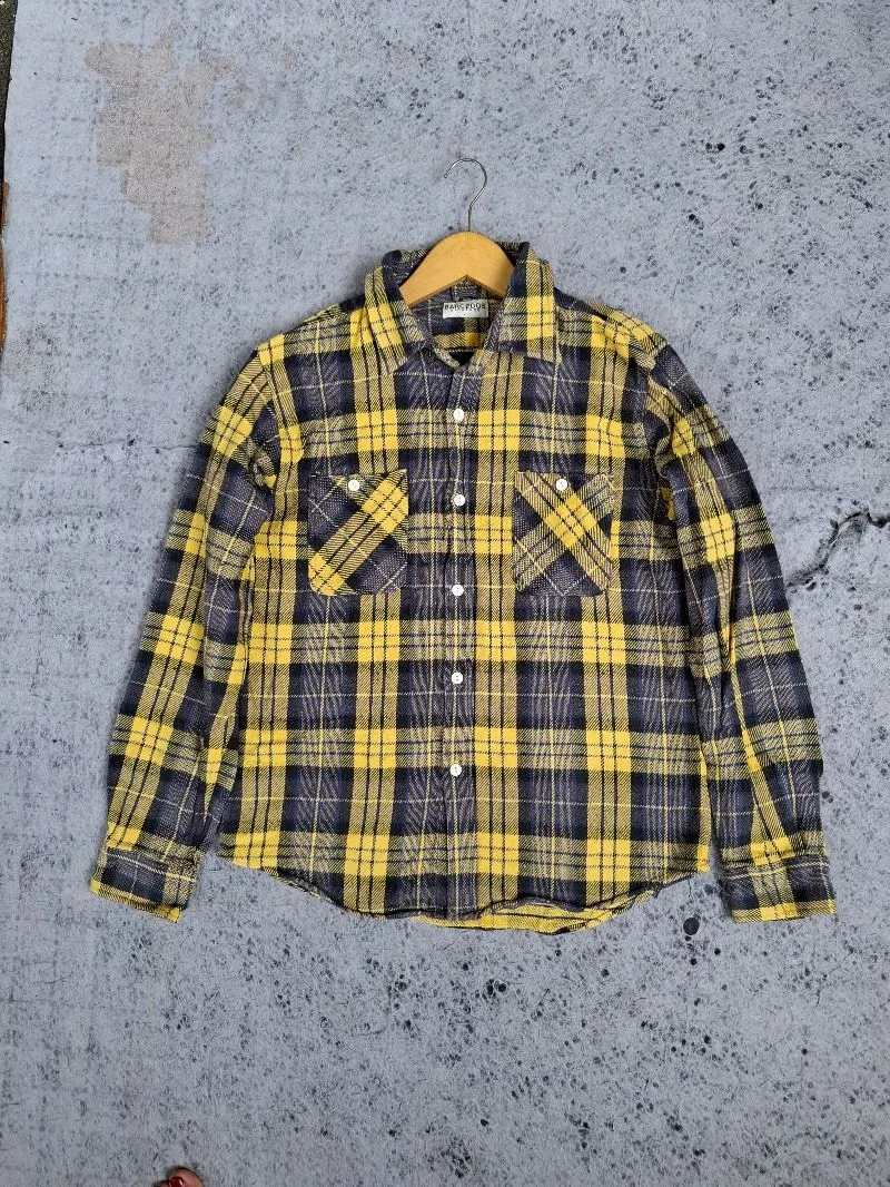 KEMEJA FLANNEL SEPERTI BARU BARCEDOS EXCHANGE  
SIZE TAG: L
 photo 1