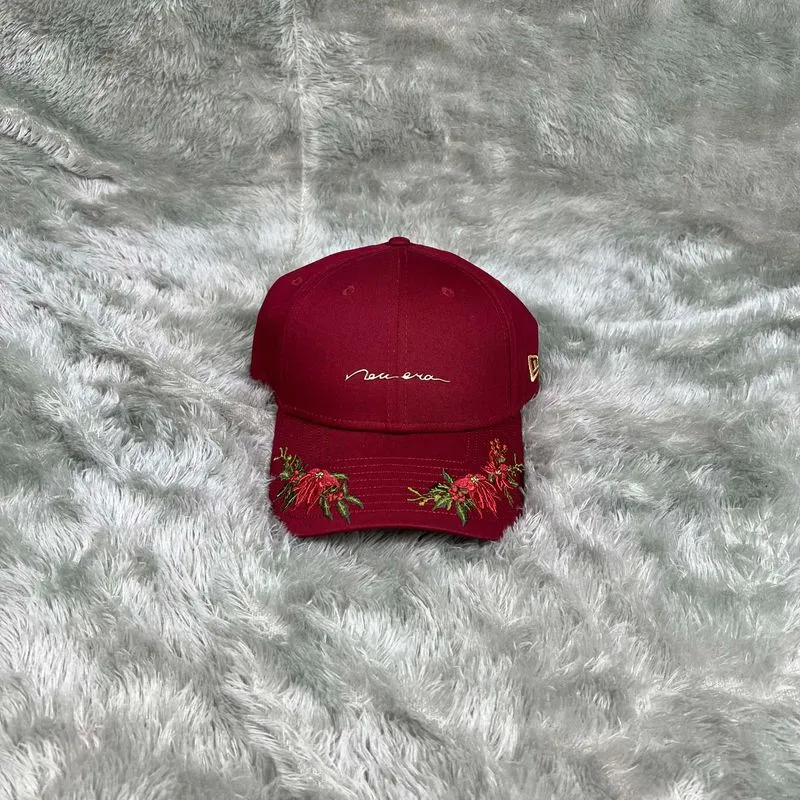 New Era 940 Christmas Floral photo 1