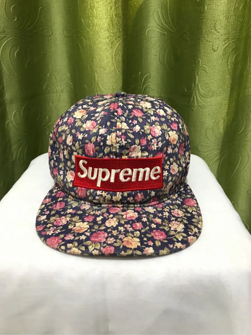 TOPI SUPREME FLORAL photo 1