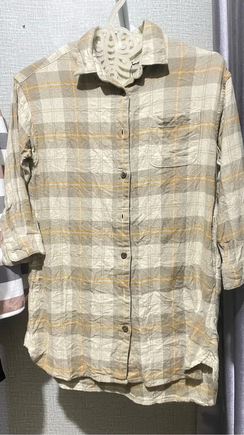KEMEJA UNIQLO  photo 1