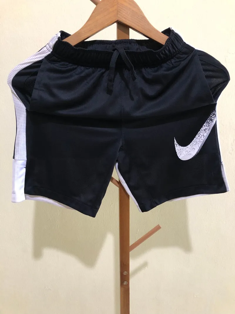 Nike Sportswear Short Pria white black photo 1