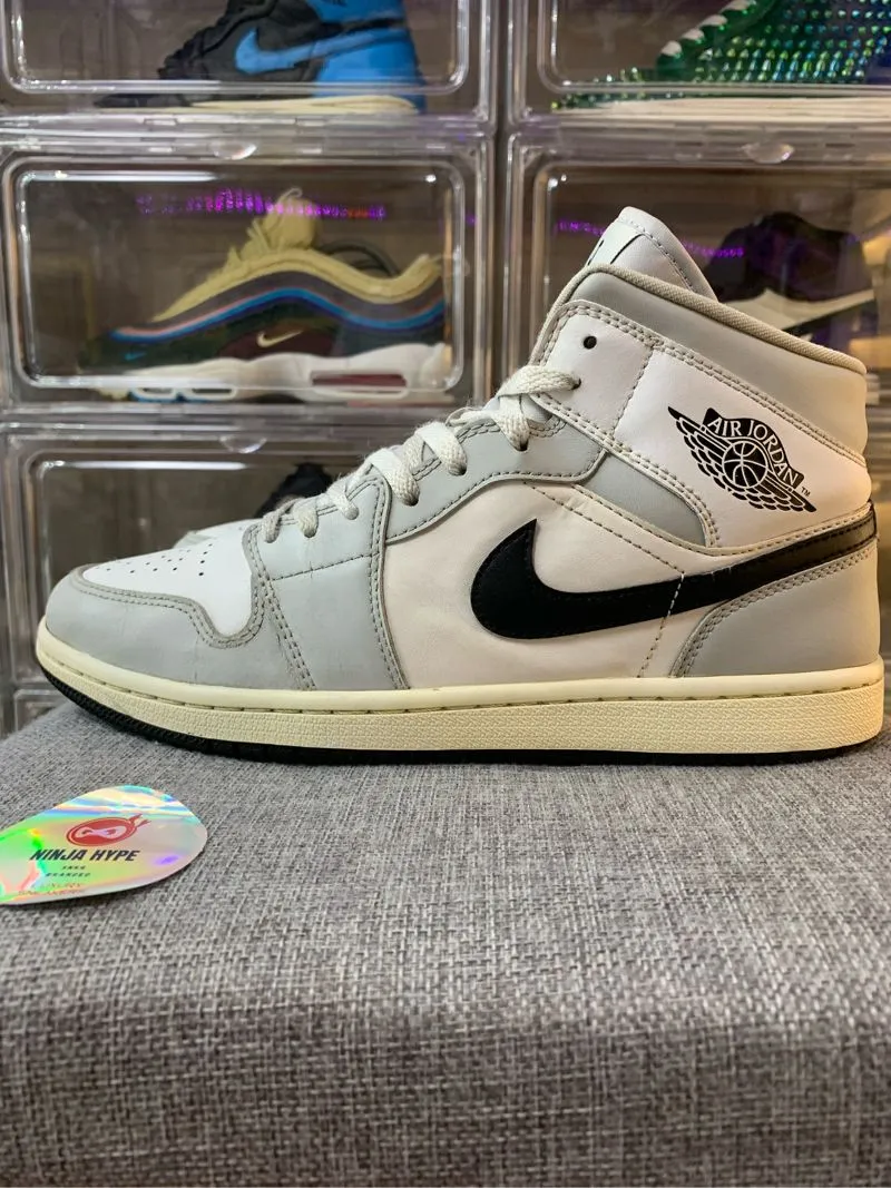 AIR JORDAN 1 MID GREY FOG photo 1