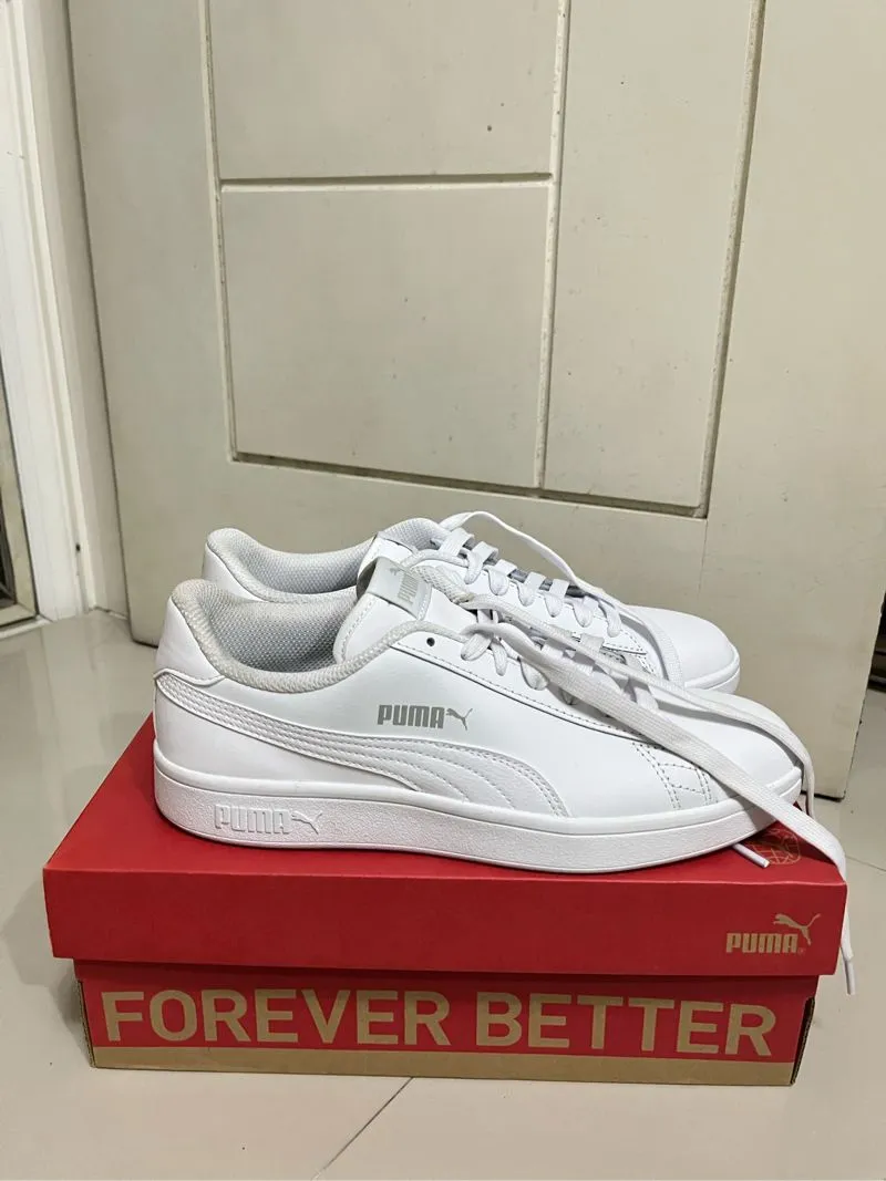 sepatu puma full white ORIGINAL photo 1