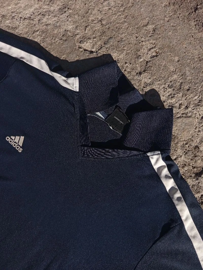 TSHERT ADIDAS  photo 1