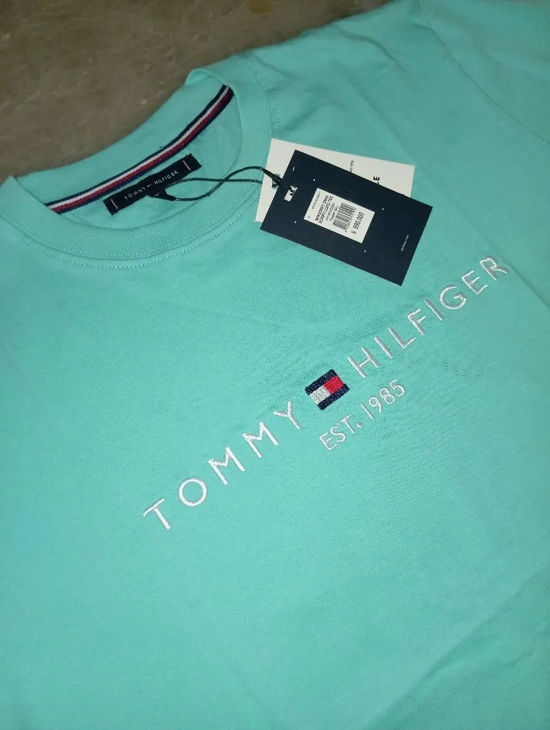 TOMMY HILFIGER  photo 1