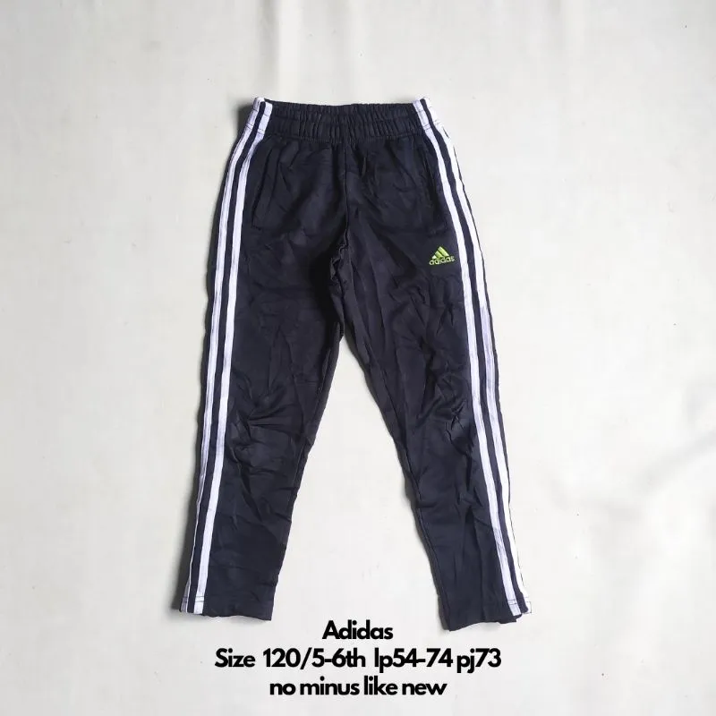 ADIDAS TRACKPANTS KIDS photo 1