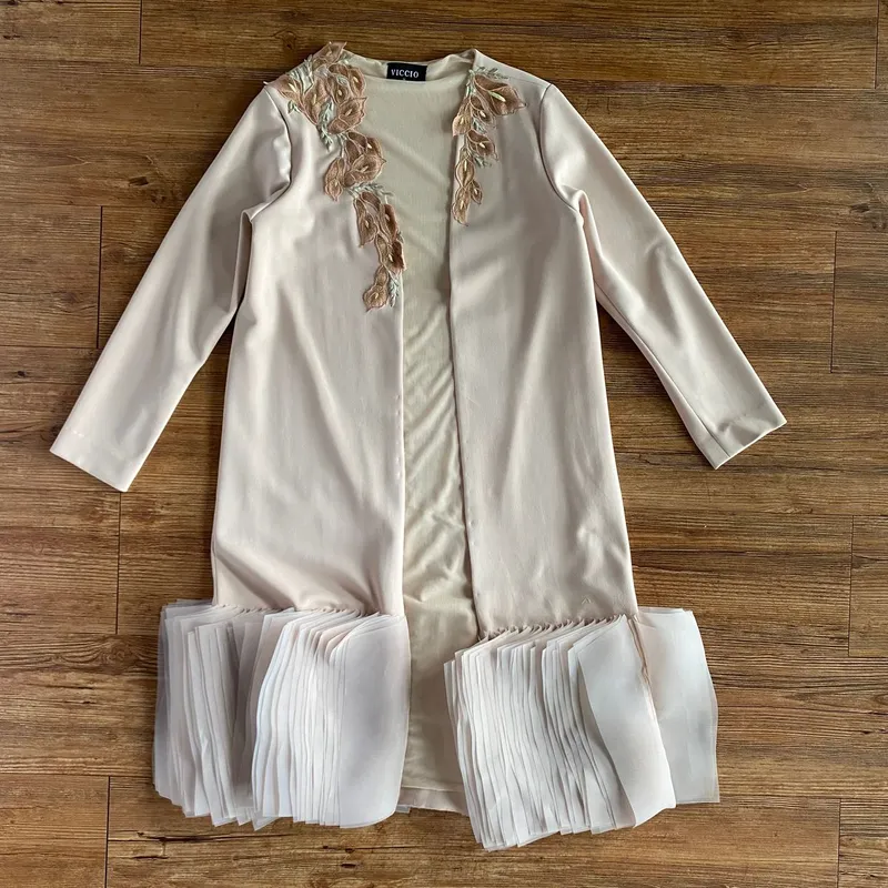 Luxury Avant Garde Pea coat Wanita pink cream photo 1