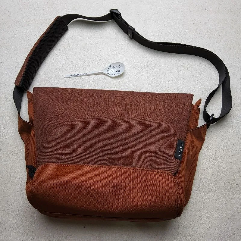 LUXXe Polygon Messenger Bag, Terracotta, SLX-PLMSTC photo 1