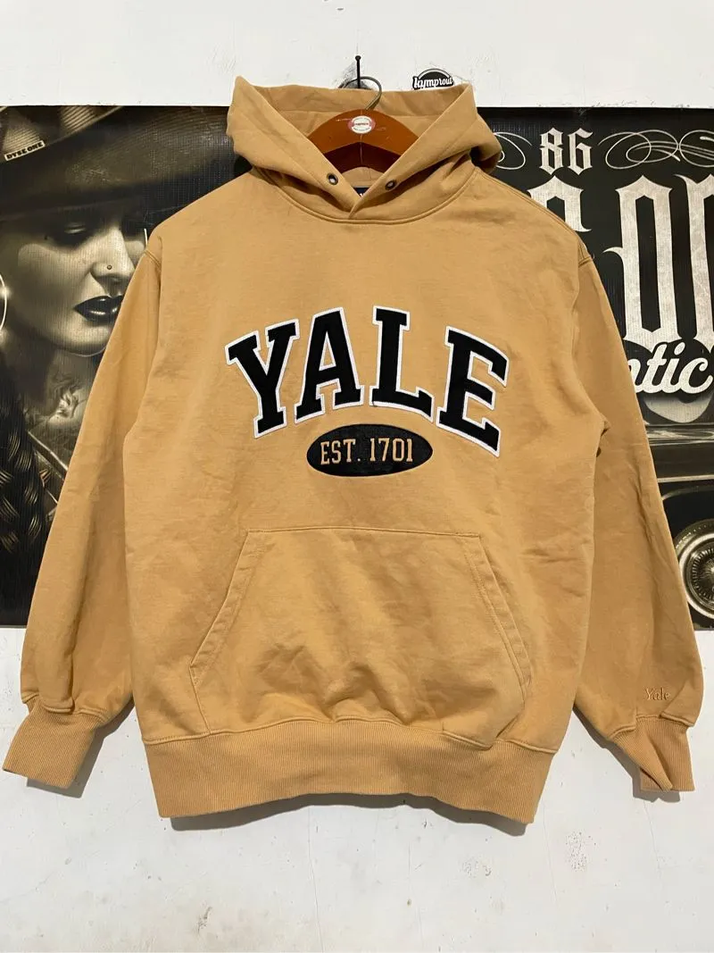 Hoodie yale photo 1
