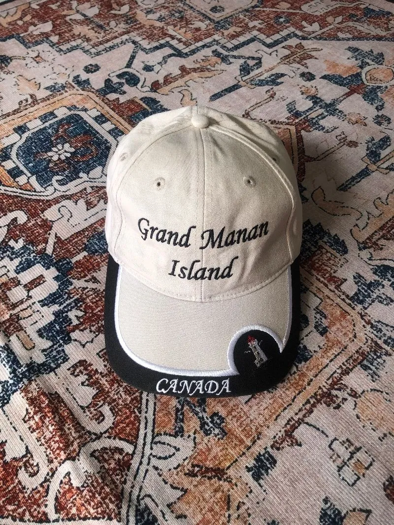Topi Grand Manan Island Canada
  photo 1