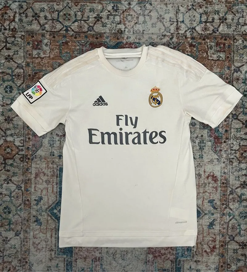 Real Madrid 2015/2026 Home Jersey photo 1