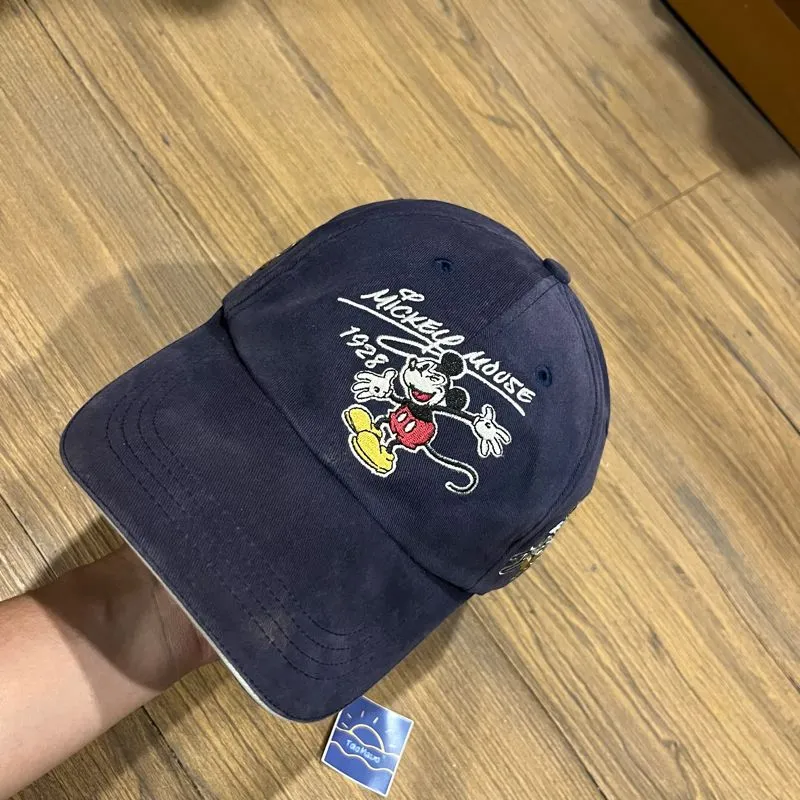 Vintage Disney World Hat Characters Embroidered photo 1