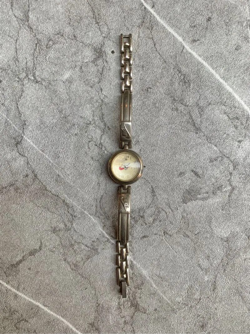 Jam Nike Vintge photo 1