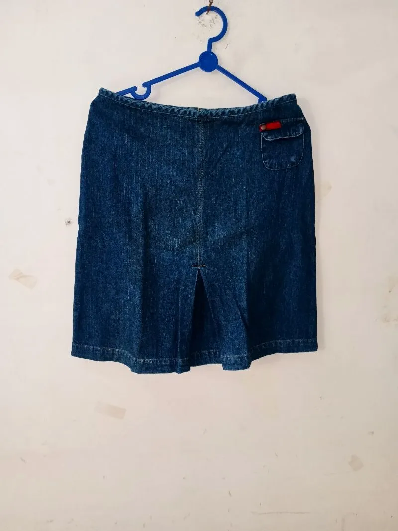 Lee Cooper bottom photo 1