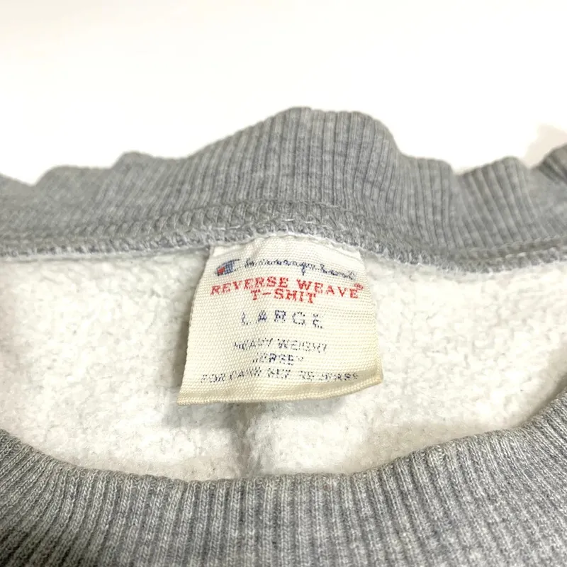 Champion Vintage Streetwear Sweater Pria gray Preloved