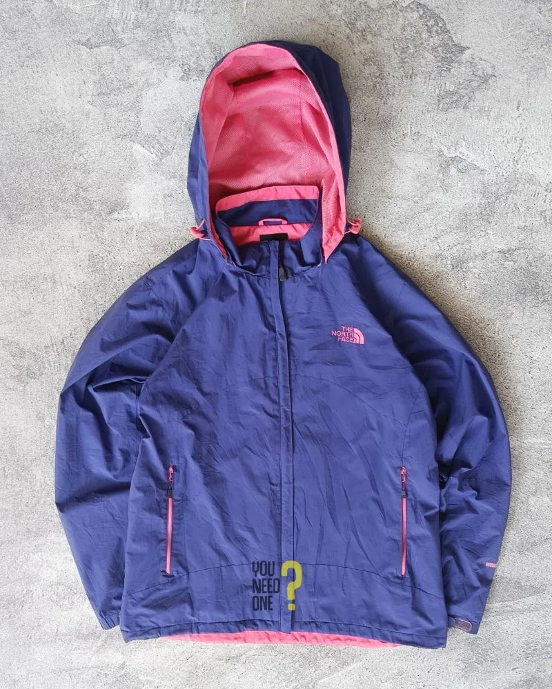 The North Face Sportswear Windbreaker  photo 1
