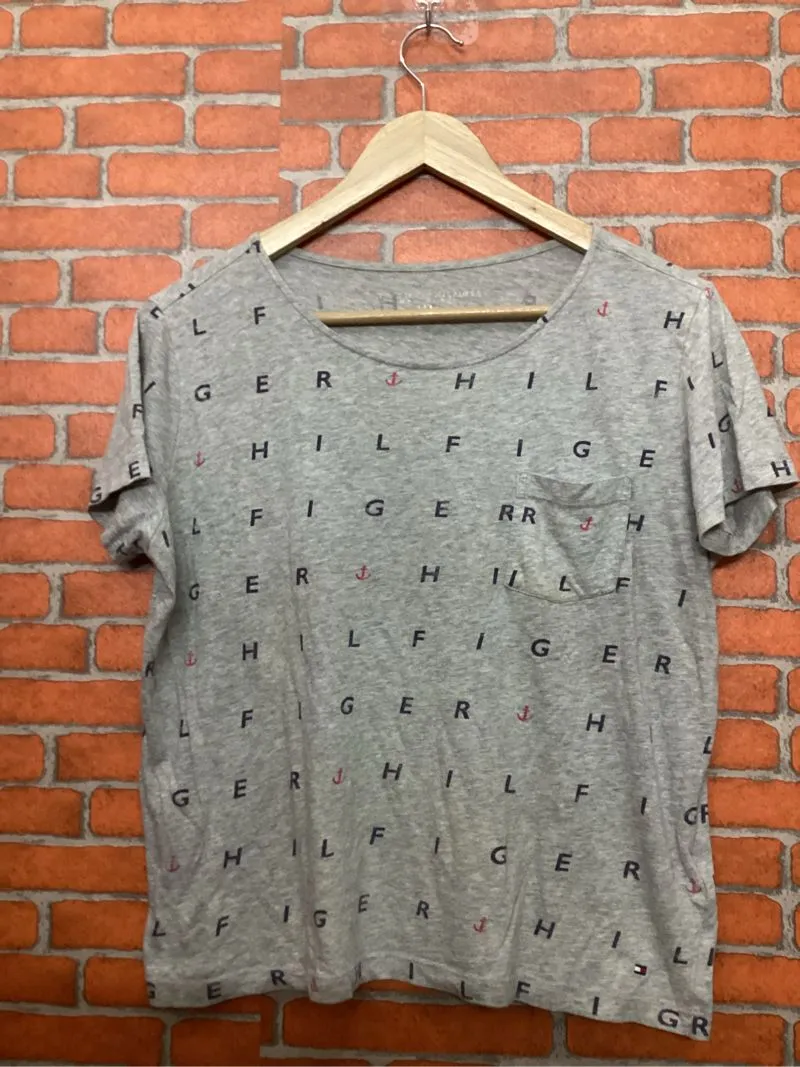 Tommy Hilfiger kaos size S photo 1