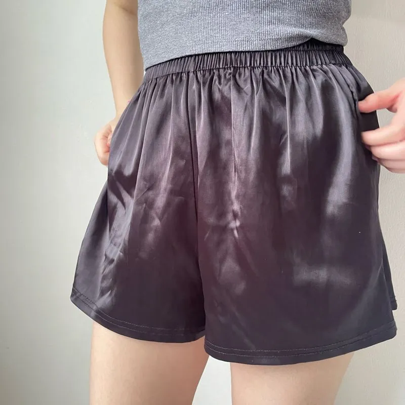 Satin black short photo 1