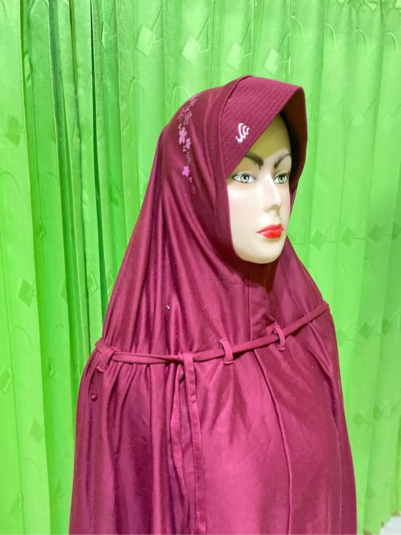 Kerudung Instan RabbaniMaroon Bordir Bunga – Nyaman & Prakti photo 1