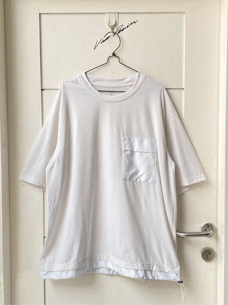 GU White Boxy Oversize Pocket T-Shirt photo 1