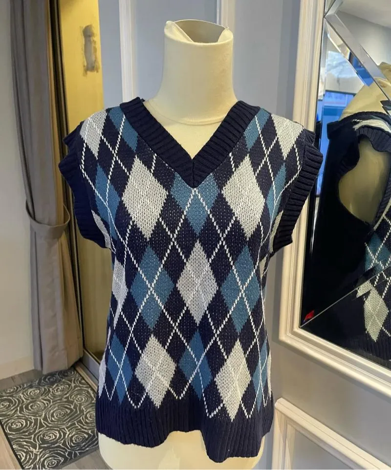 Vest korea photo 1