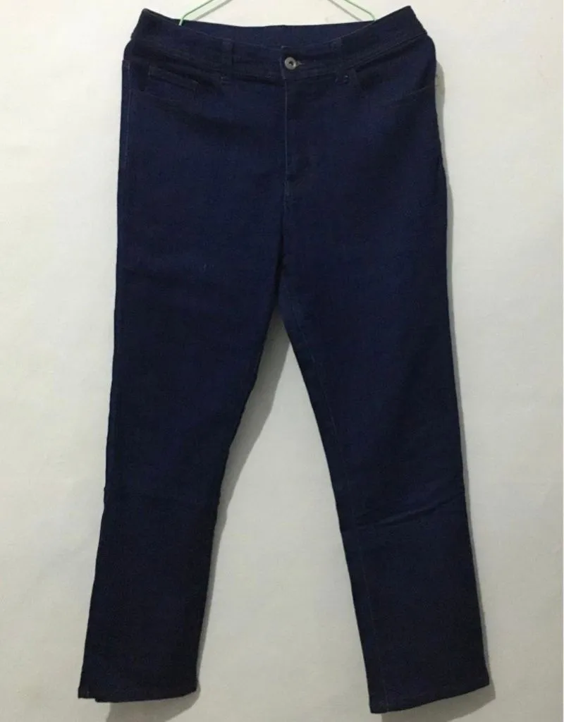 Celana Denim Woman photo 1