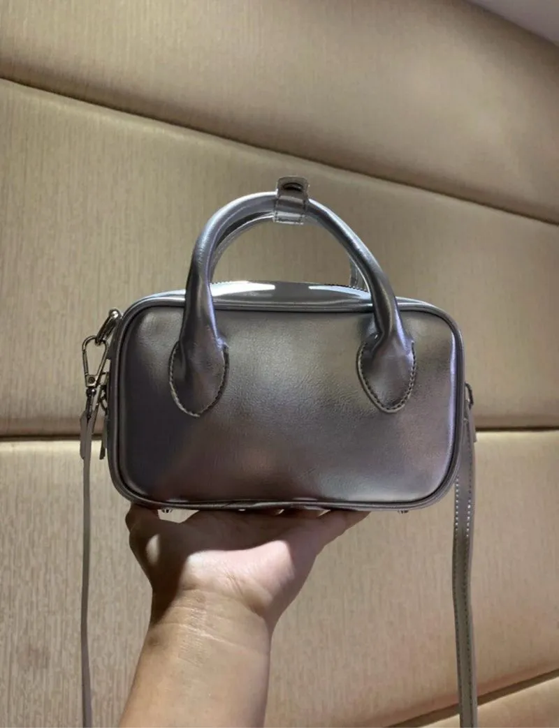 Crossbody Bags photo 1