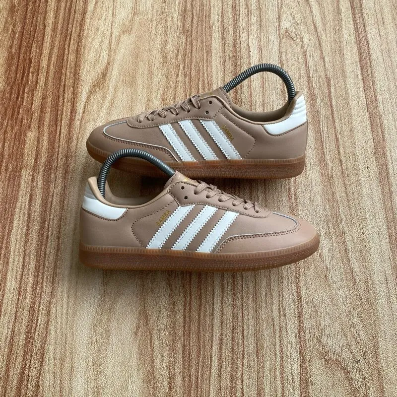 Adidas Samba photo 1