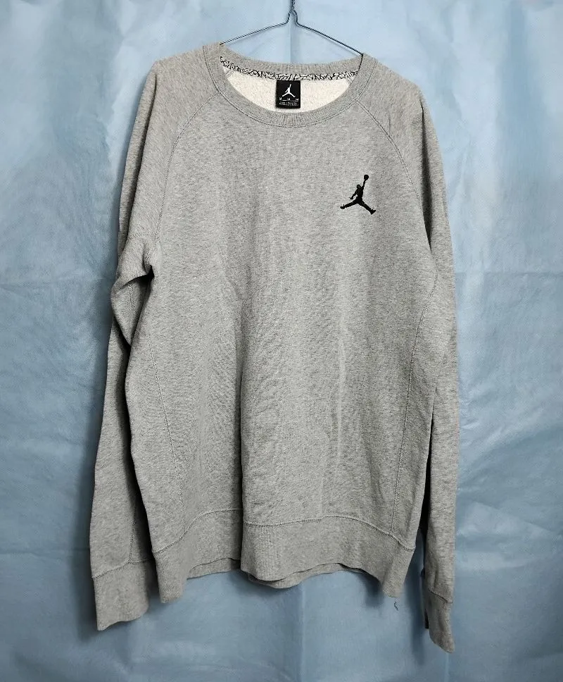 Nike Air Jordan Sportswear Sweater Pria gray photo 1