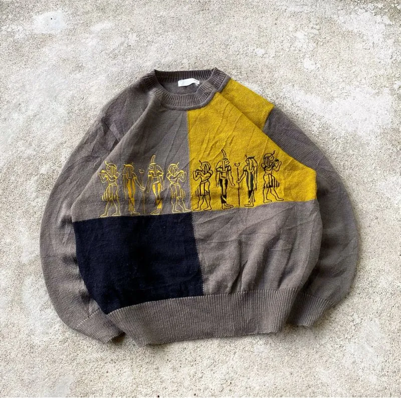 CLEOPATRA GRAPHIC KNIT SWEATER photo 1
