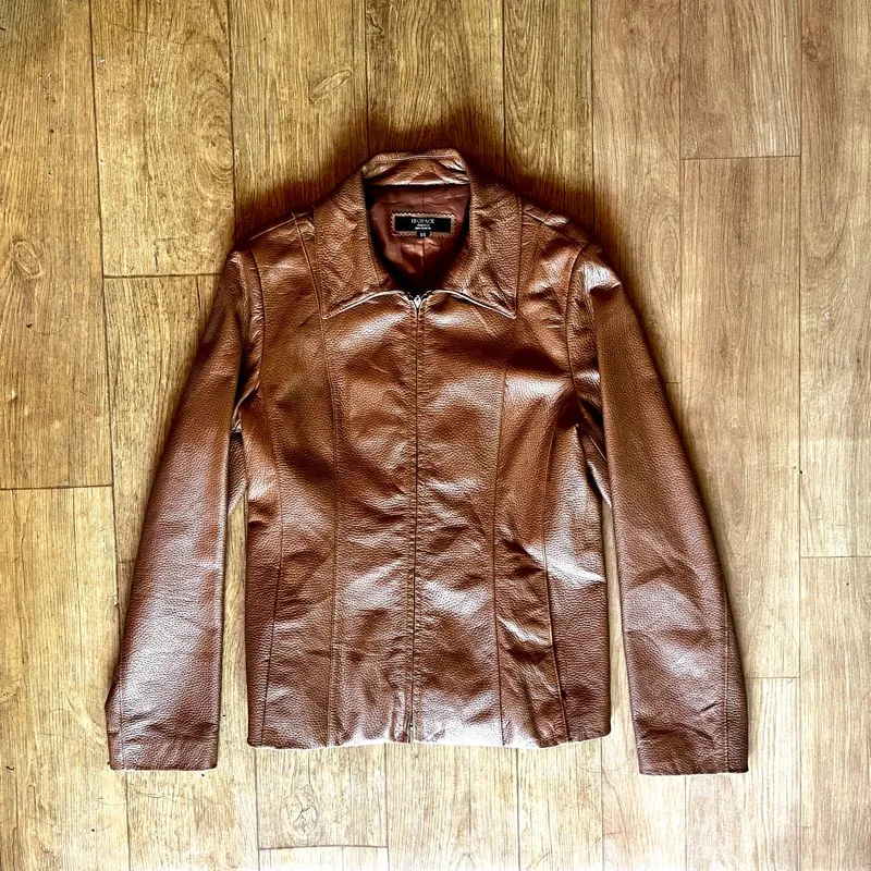 Brown vintage leather jacket photo 1