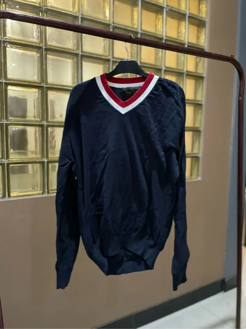 ONE PRICE SALE - KOREAN SWEATER photo 1