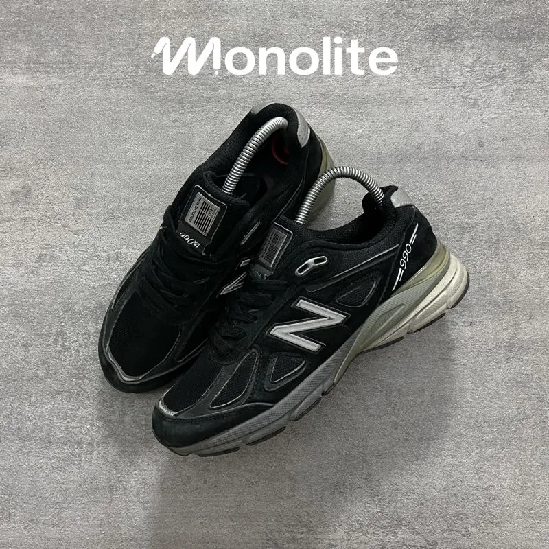 NEW BALANCE 990 V4  photo 1