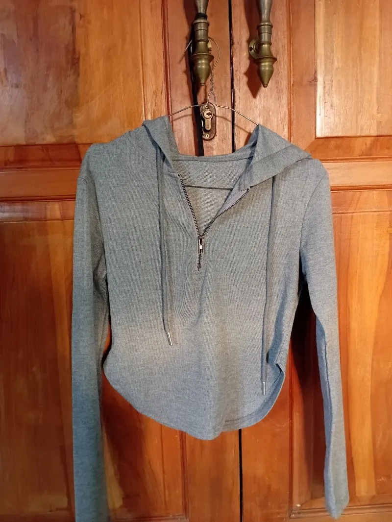 Hoodie Crop photo 1