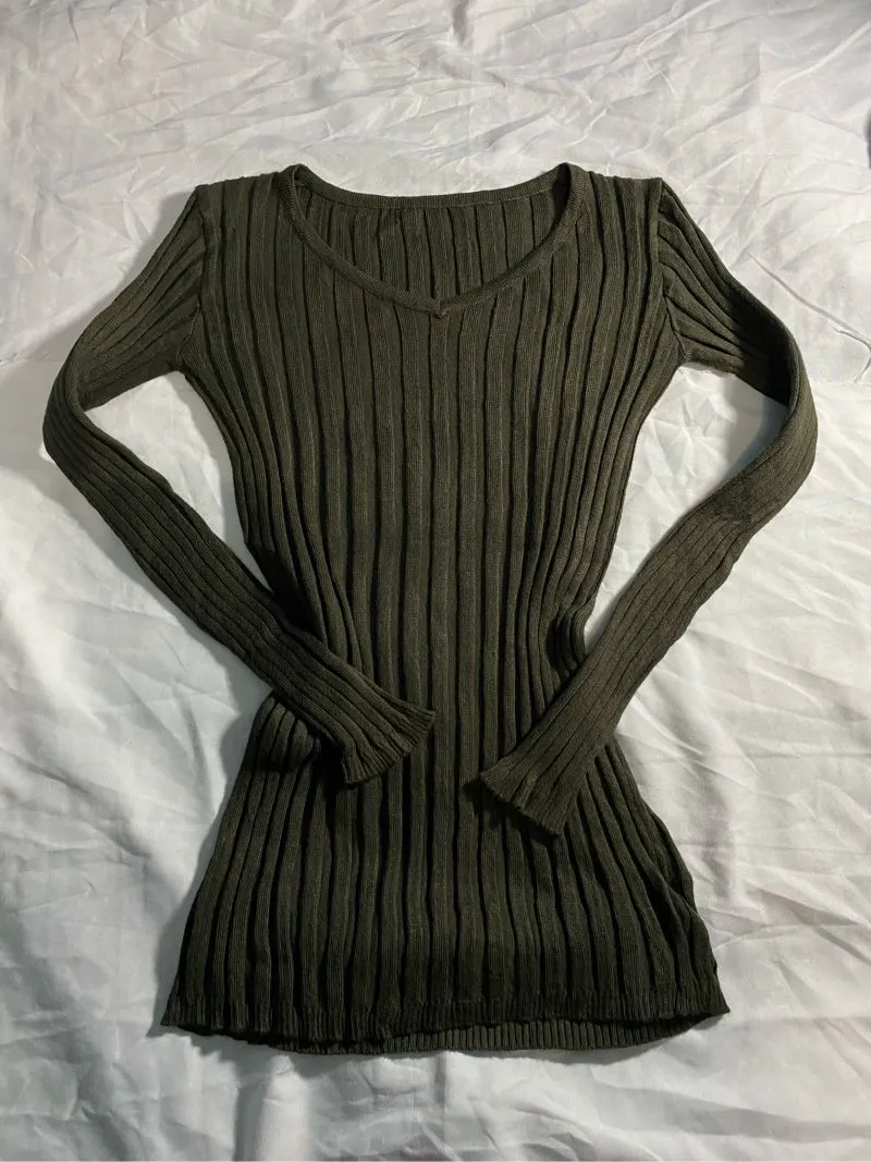 neck long sleeve  photo 1