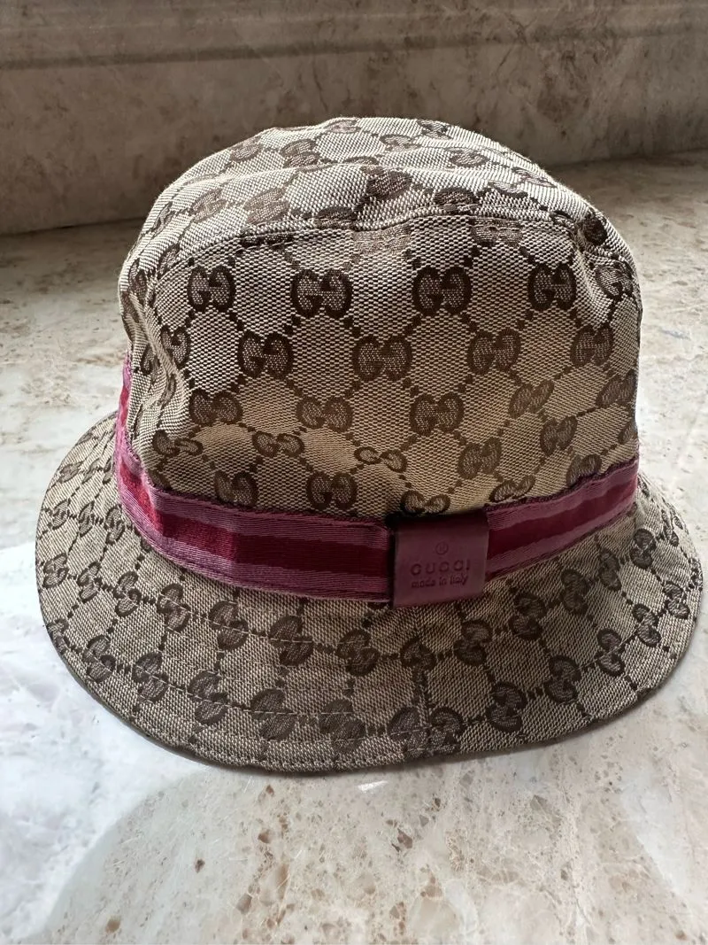 Bucket hat / top Gucci  photo 1