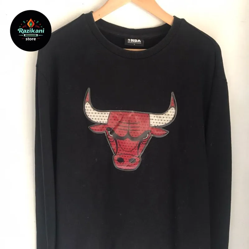sweater crewneck chicago bulls logo photo 1
