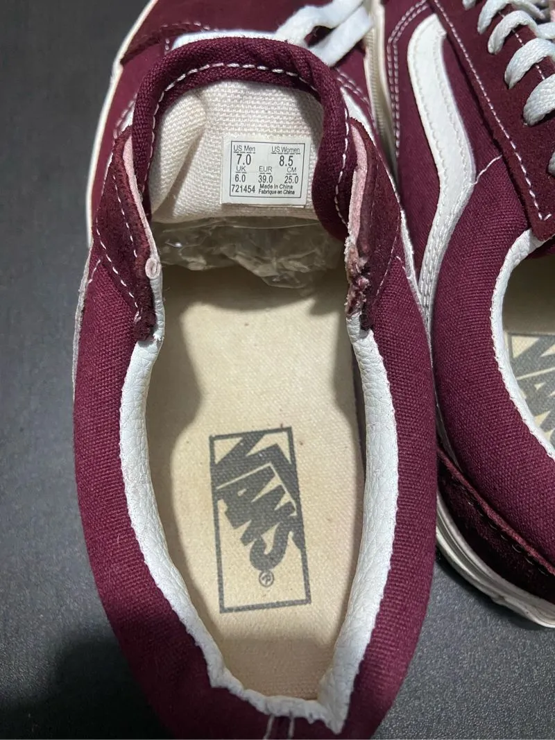 Vans style 36 merah maroon