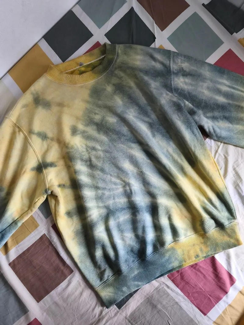 Yellow and Gray Tie-Dye Crewneck Sweatshirt || SIZE L photo 1
