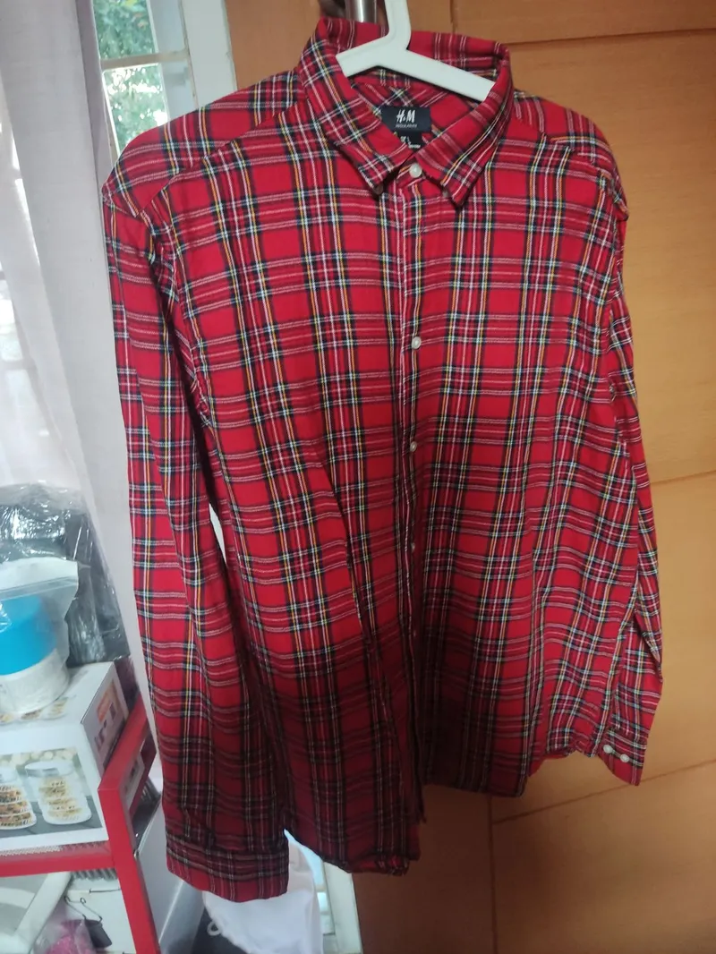 Minimalist Formal shirt Pria red photo 1