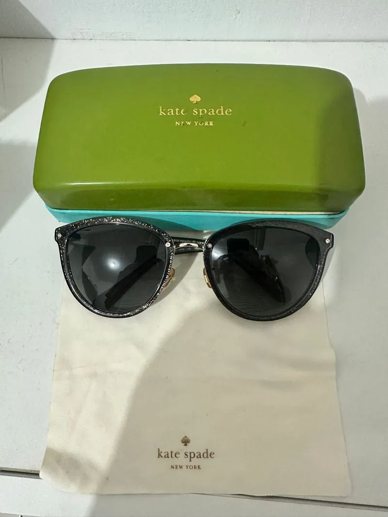 Kacamata Kate Spade