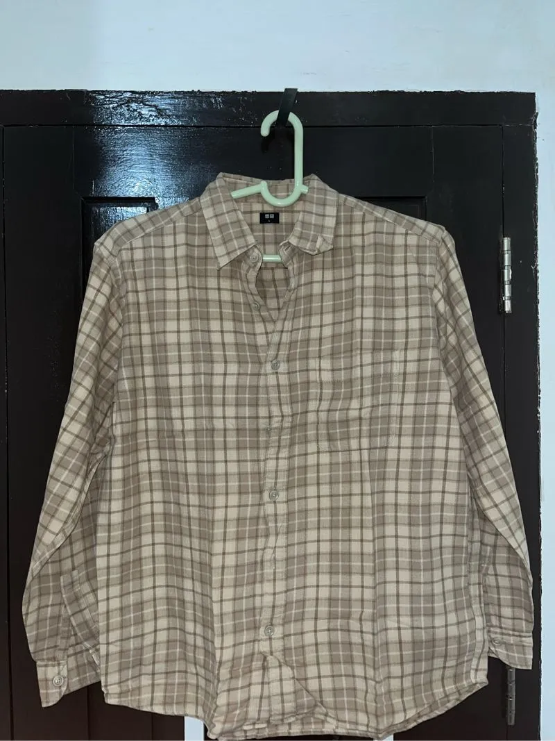 Kemeja Flannel Uniqlo photo 1