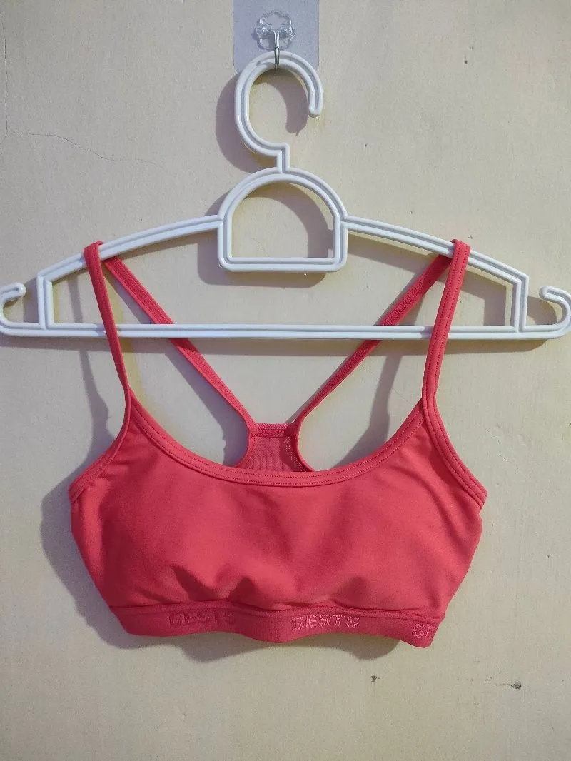 Sports bra photo 1